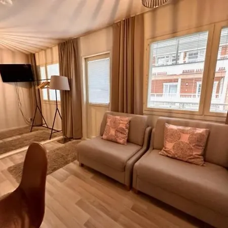 Апартаменты Lomavuokra A3, Central, Ski-in Ski-out Леви