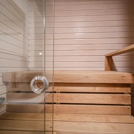 Апартаменты Lomavuokra A3, Central, Ski-in Ski-out Леви