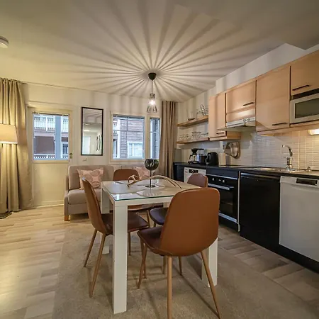 Lomavuokra A3, Central, Ski-in Ski-out * Levi