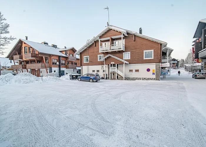 Huoneisto Lomavuokra A3, Central, Ski-in Ski-out *